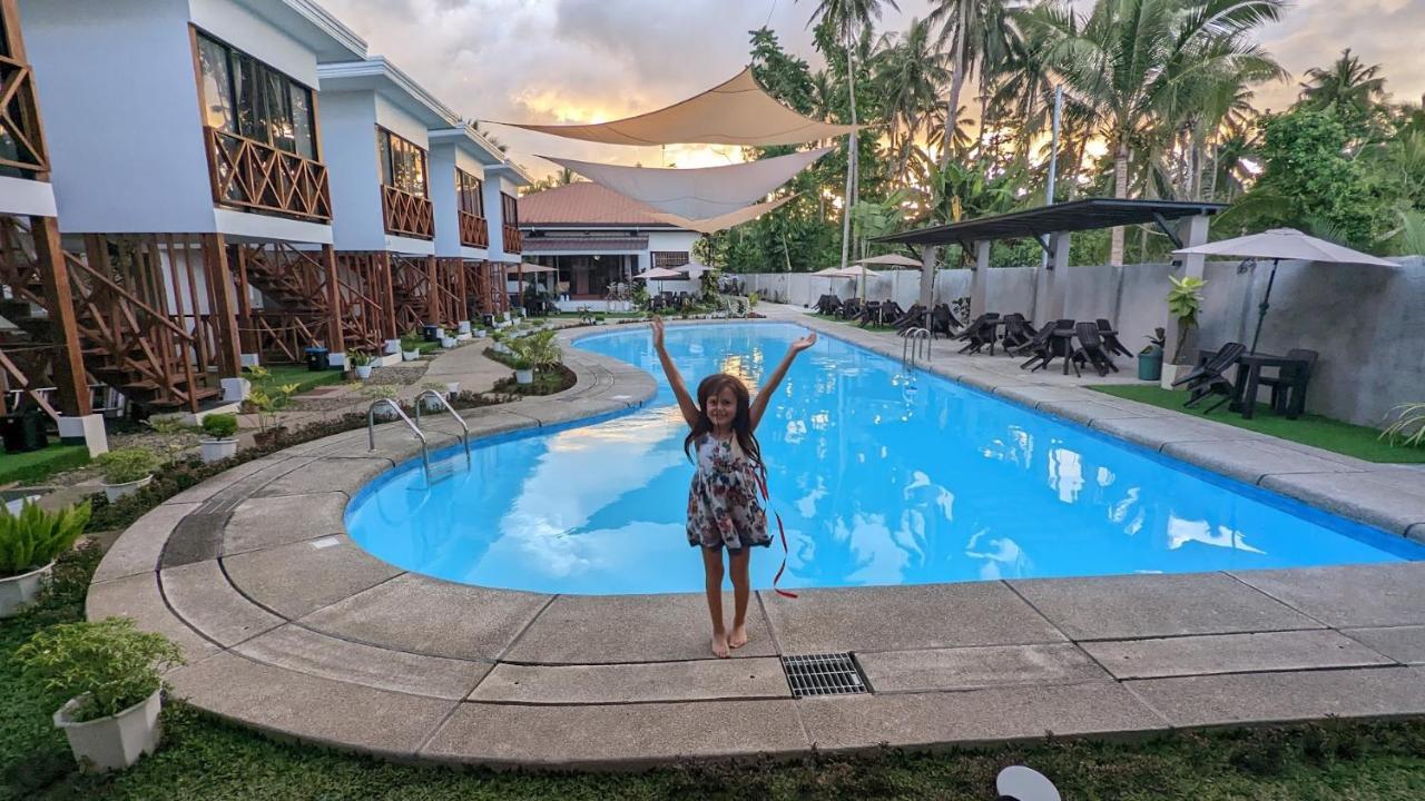 Bakawan Hideaway Resort And Restaurant Tomas Oppus Extérieur photo