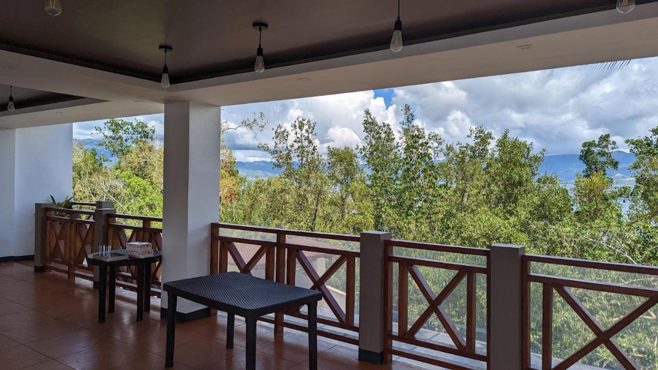 Bakawan Hideaway Resort And Restaurant Tomas Oppus Extérieur photo